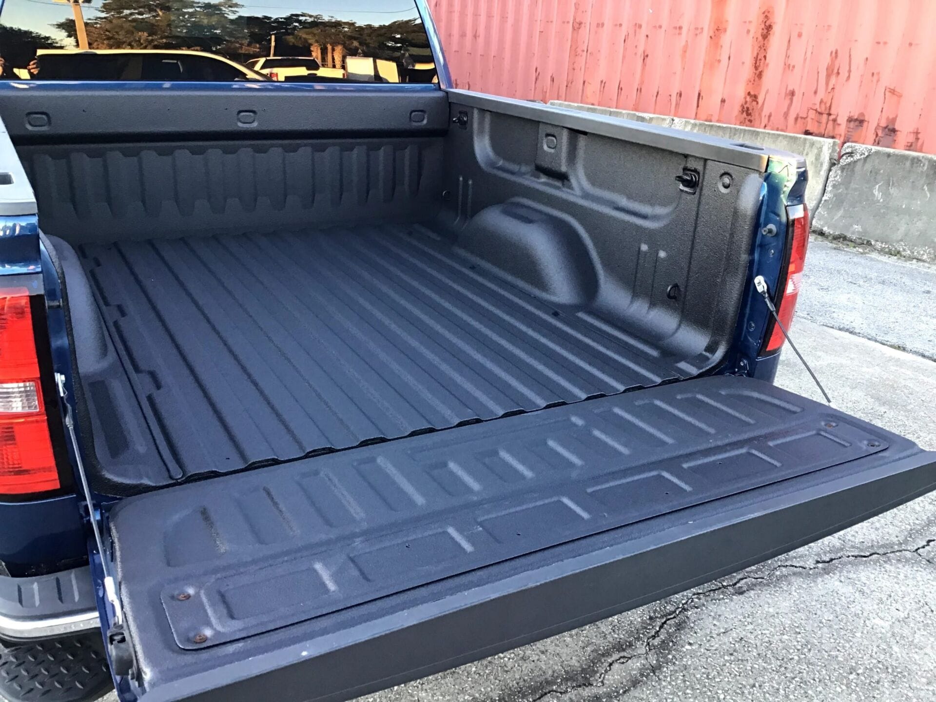 Spray-on Bedliner
